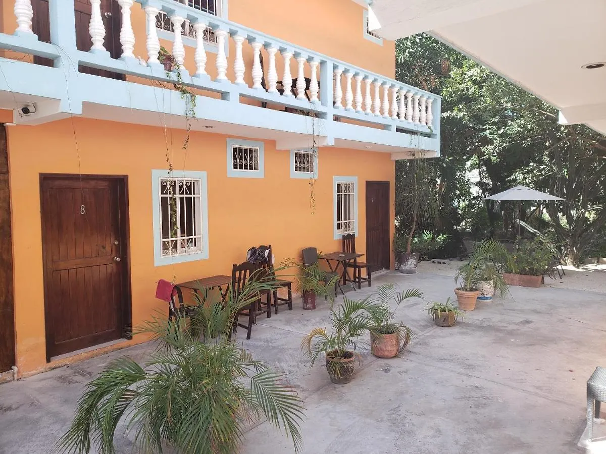 Roberto Apartment Playa del Carmen Mexico
